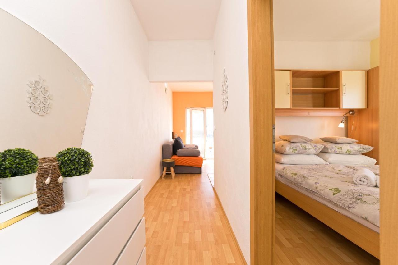 Apartments Marko Dominik Ražanac Dış mekan fotoğraf