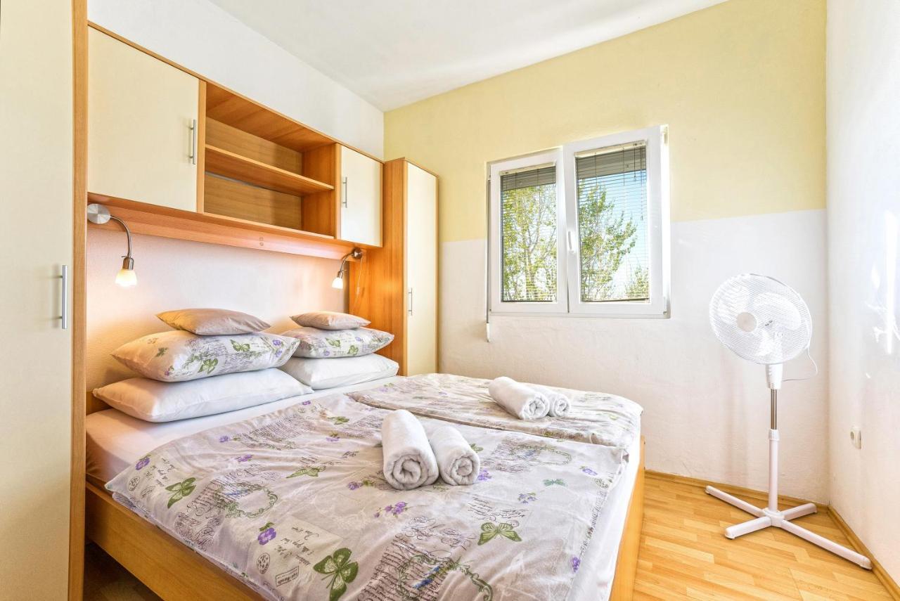 Apartments Marko Dominik Ražanac Dış mekan fotoğraf